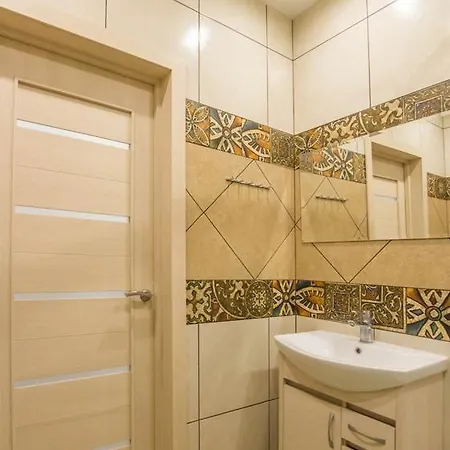 Apartment On Repina *